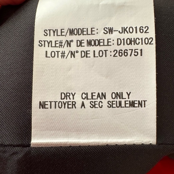 Beautifully made Helmut Lang blazer jacket never worn from a sample sale! - Picture 5 of 5